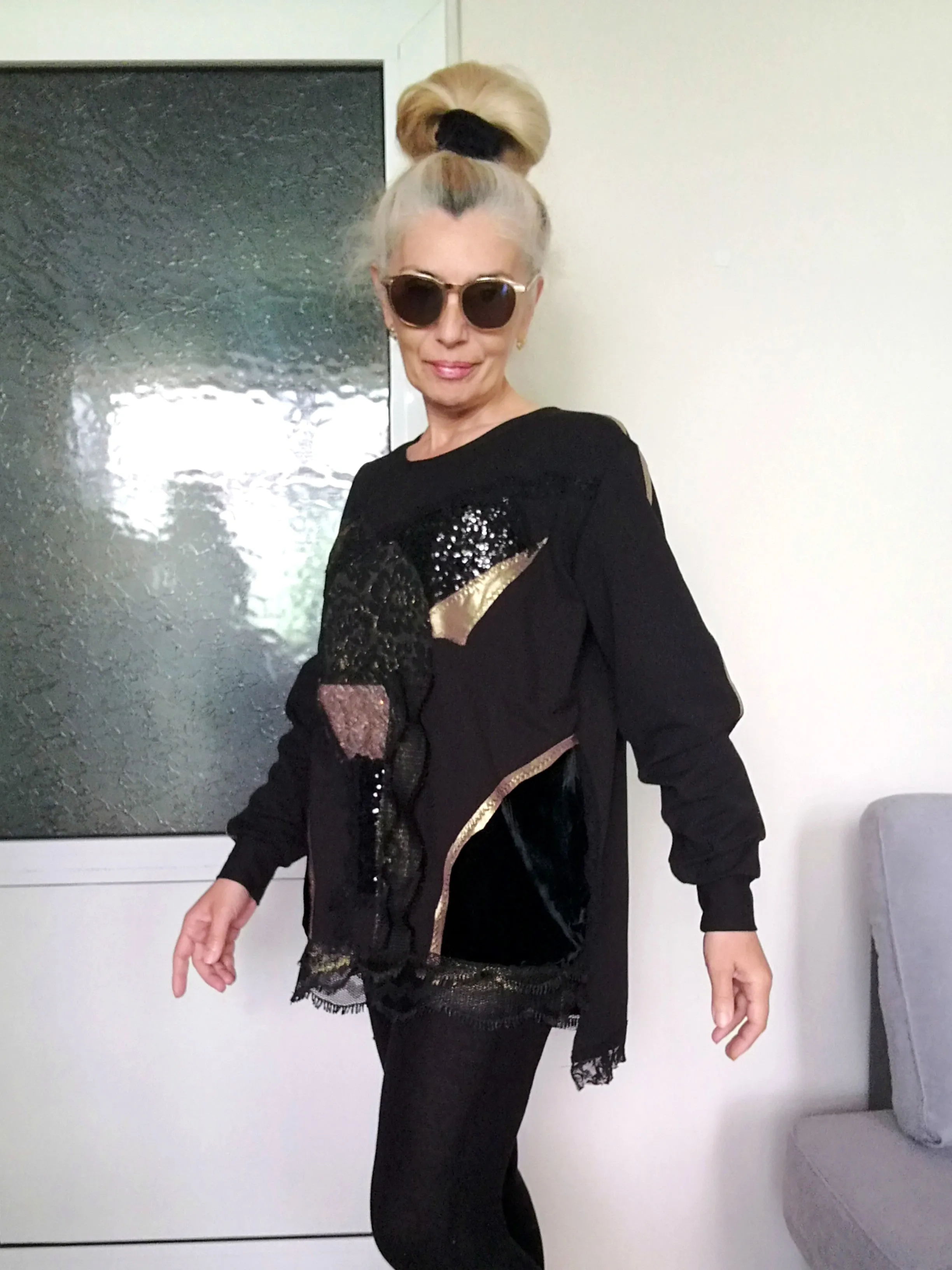 Black Embroidered Sweatshirt For Women XL Boho Casual Top