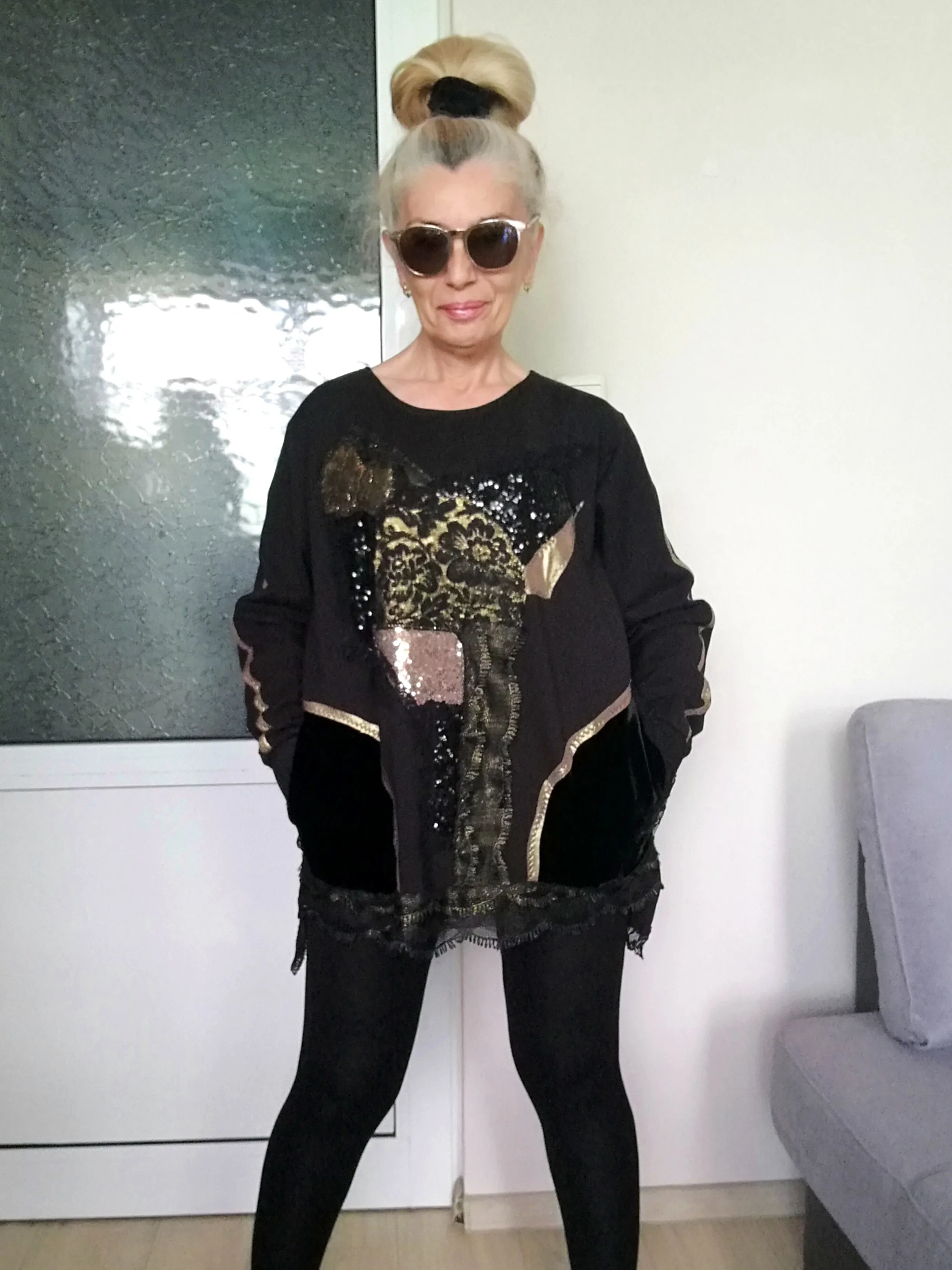 Black Embroidered Sweatshirt For Women XL Boho Casual Top
