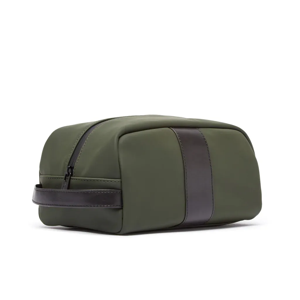 Hudson Toiletry Bag in Hunter Green